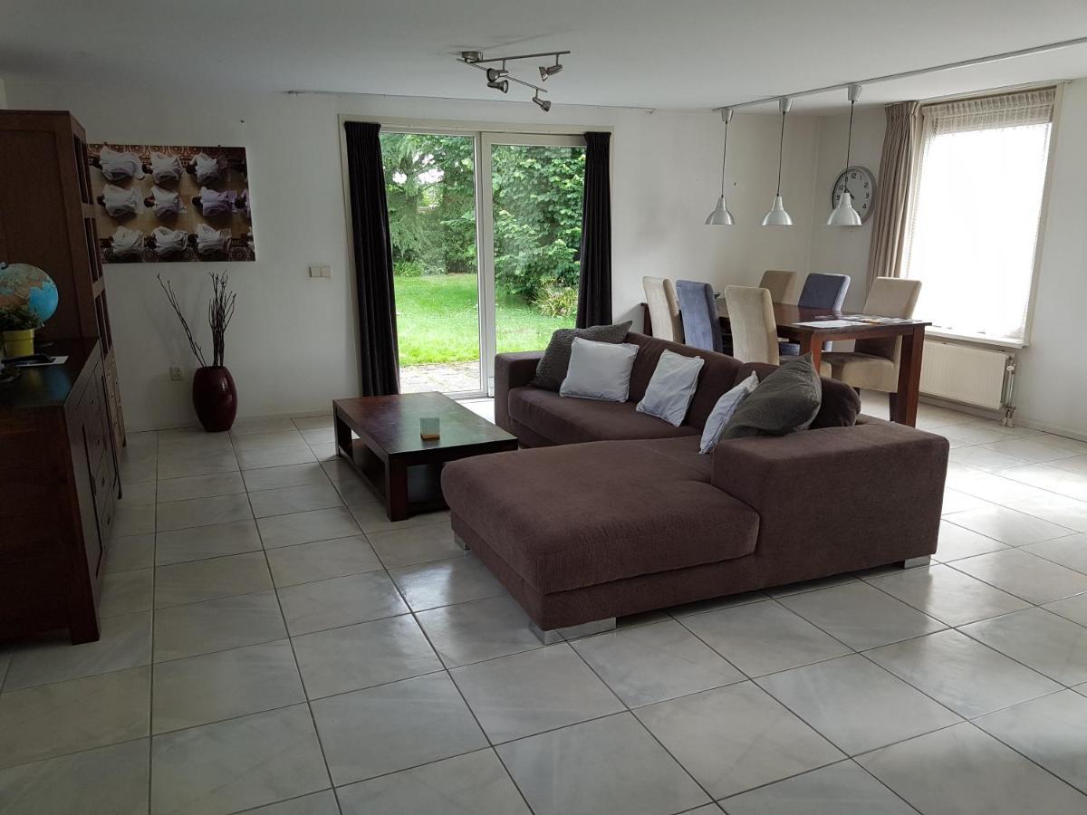 Vakantiehuis Achterhuis Ons Hoekje Houten Exterior foto